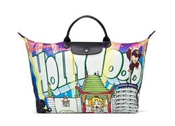 Longchamp и Jeremy Scott отметили десятилетний юбилей