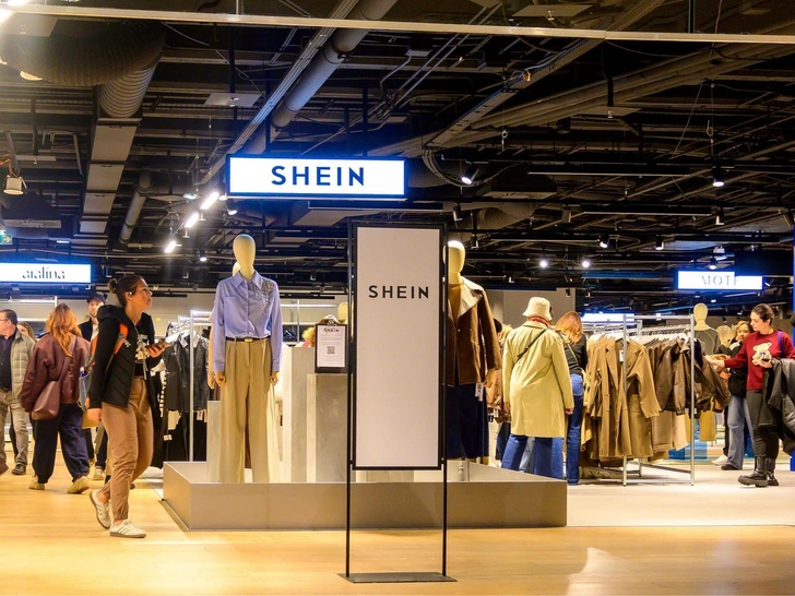 Shein открыл первый оффлайн-магазин в Париже. Горожане вышли на протесты