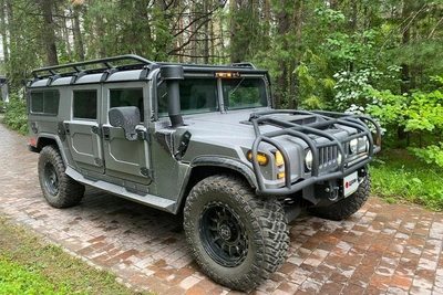 В Бердске продают Hummer H1 за 25 млн