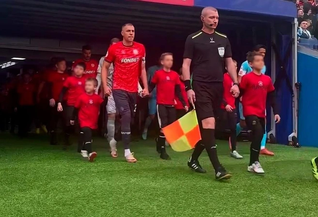 Дзюба не добил «Зенит»: перекладина спасла петербуржцев от позора в Самаре | Источник: скрин ФК Акрон» Тольятти