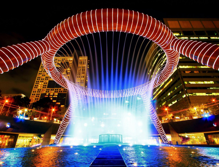 10 самых красивых фонтанов мира