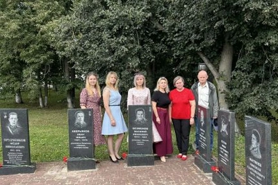 Сотрудники суда Болхова почтили память освободителей города