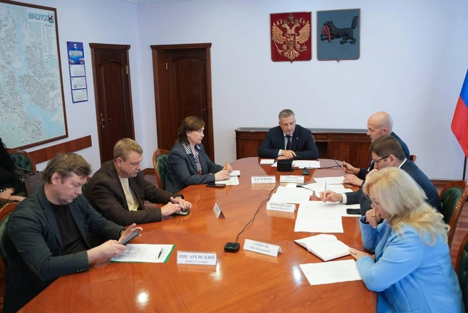 Власть и бизнес обсудили ситуацию с бензином | Источник: #кобзевнасвязи / Telegram