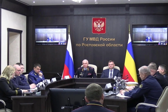 Глава региона представил нового главу управления МВД Ростовской области | Источник: пресс-служба губернатора Ростовской области