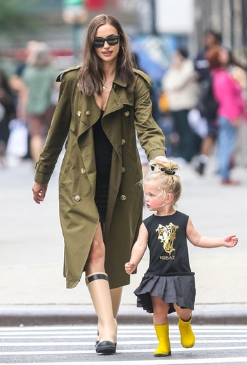 Ирина Шейк в Нью-Йорке | marieclaire.ru