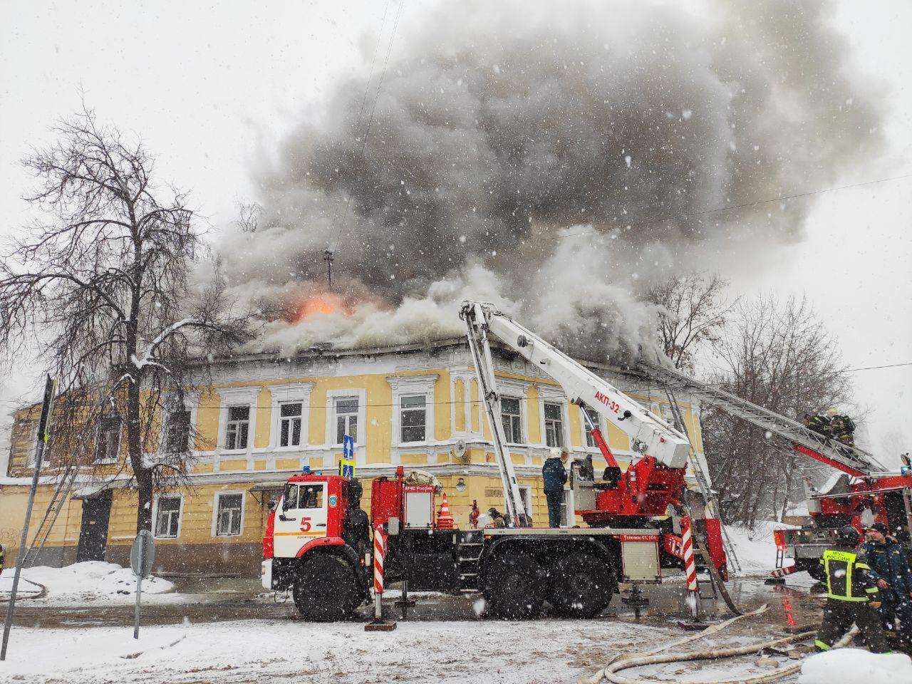 Подробности пожара в доме на Звездинке в Нижнем Новгороде - 16 января 2024  - НН.ру