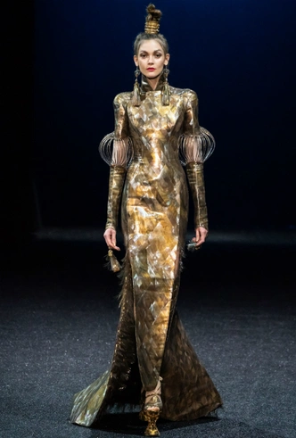 Показ Guo Pei весна/лето 2019 Couture, 23 января