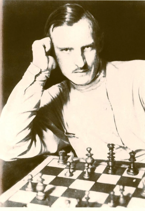 Александр Алехин (Москва, 1920) | Источник: europe-echecs.com