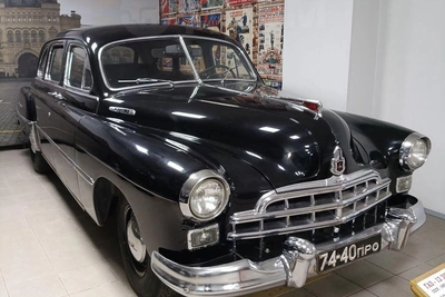 ГАЗ-12 1953 года продают во Владивостоке за 2,2 млн
