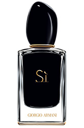 Sì Intense – насыщенная версия аромата Sì, Giorgio Armani. Кейт он «кажется загадкой и напоминает о том, как сложно быть женщиной».