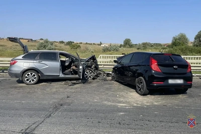 Шесть человек пострадали в ДТП под Волгоградом