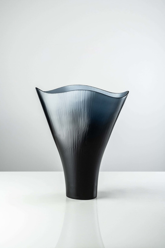 Баланс и хрупкость: вазы и декор Venini в новых оттенках (фото 9.1)