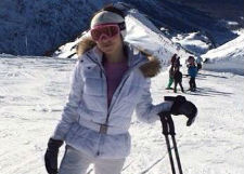 Солистка «Винтажа» Анна Плетнева неудачно упала на лыжах
