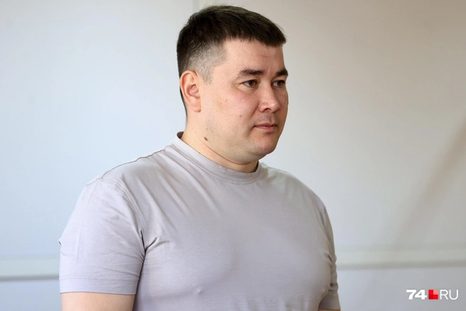 Радий Ганиев ушел на пенсию в прошлом году, но успел поработать при Меньшенине | Источник: Михаил Шилкин