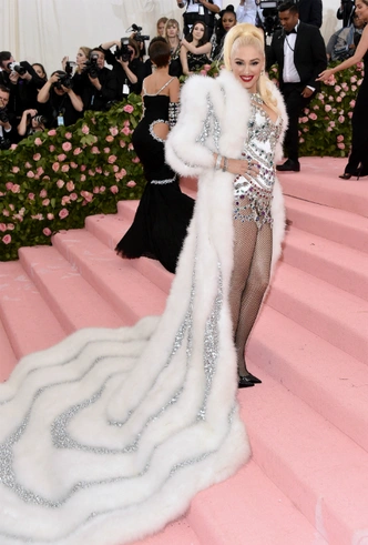 Met Gala 2019: все модные образы бала Института костюма