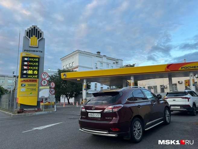 Собственно, там, где в наличии только дизель, — проблем с очередями нет | Источник: читательница MSK1.RU