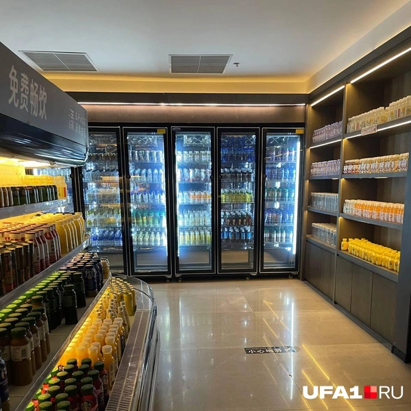 Одна из станций с безлимитными напитками | Источник: Лейсан Загитова / UFA1.RU