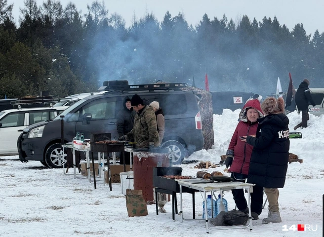 Фудкорт на свежем воздухе | Источник: Ольга Донская / 14.RU