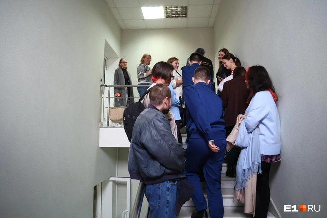 На заседание пришли десятки представителей компаний&nbsp;— третьих лиц, указанных в деле Генпрокуратуры против Бикова и Боброва | Источник: Владислав Лоншаков / E1.RU