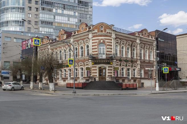 Реконструкция дома купцов Серебряковых — тоже задумка Сергея Львовича | Источник: Константин Завриков / V1.RU