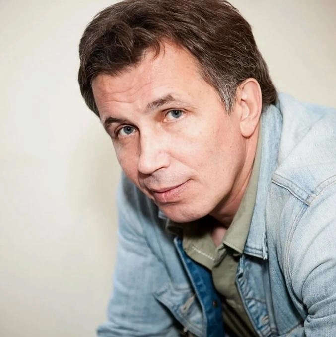 Олег Кузовков не стал опровергать фанатские теории о сериале | Источник: Kino-teatr.ru