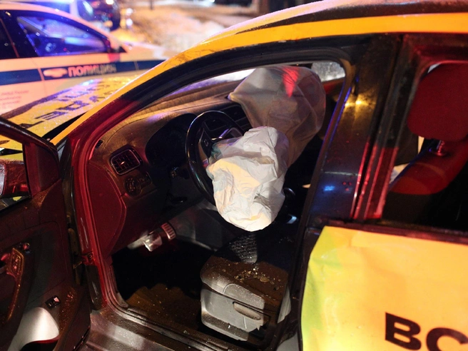 Согласно данным полиции, водитель каршеринга управлял автомобилем в пьяном виде | Источник: Андрей Бортко / NGS.RU