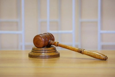 Читинцев будут судить за траты с найденной банковской карты