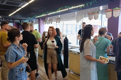 Пивной фестиваль начался у новосибирского Технопарка