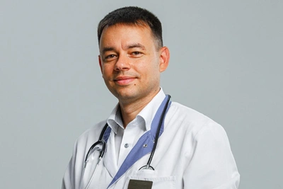 Депутат Луцкан заступился за больную пассажирку Ан-24