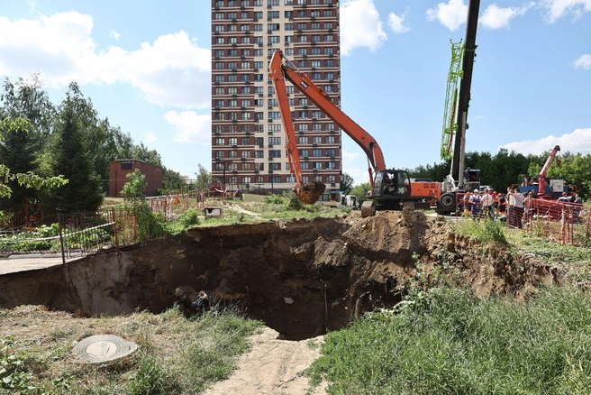 В Новосибирске ввели режим повышенной готовности из-за дефекта на коллекторе | Источник: Александр Ощепков/NGS.RU