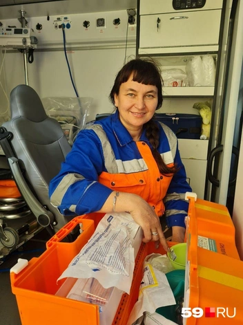 Большую часть времени Марина проработала фельдшером на скорой | Источник: Марина Авлахова