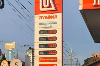 «Бензин лишним не бывает»: краснодарцы спорят о запасах топлива