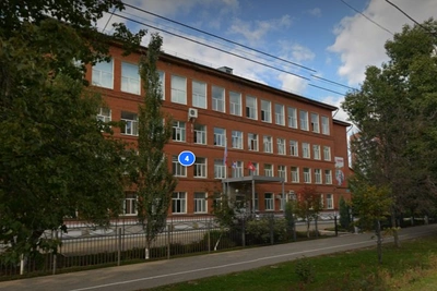 В пермской школе продлили каникулы из-за сдвига грунта