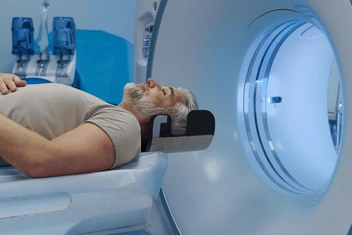 «Отец не хочет даже слышать о терапии»: почему многие люди отказываются лечить рак