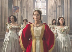 Интриги, любовь и власть: 9 лучших сериалов про жизнь королевских семей