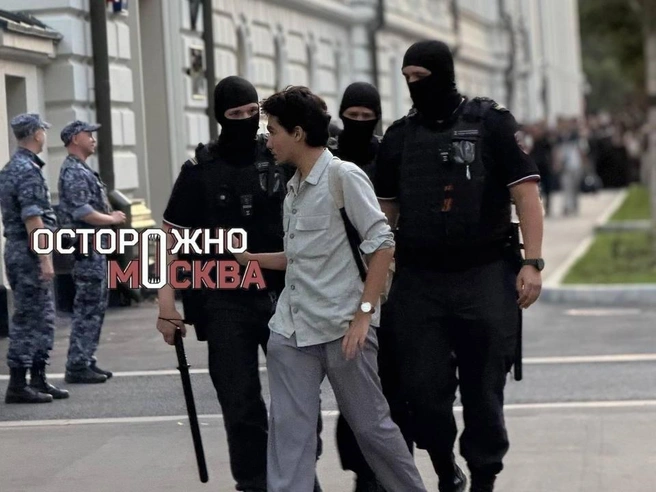 Силовики потребовали разойтись | Источник: Осторожно, Москва / T.me