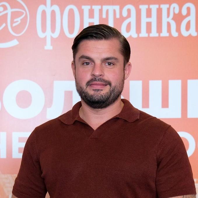 <p>Андрей Шаронов</p>