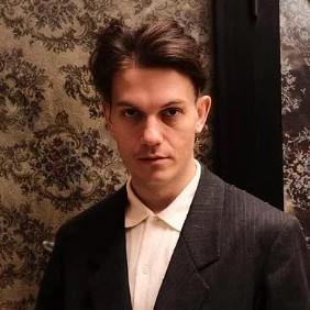 Причина смерти 39-летнего солиста группы Shortparis Николая Комягина