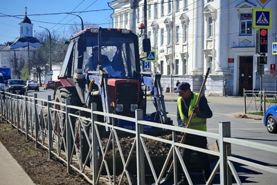 В Костроме за месяц уборки очистили 18 км дорог