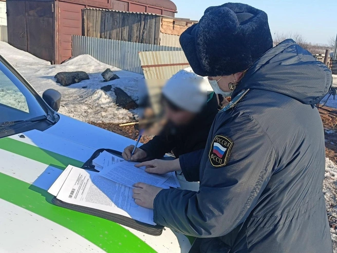 Судебные приставы принудительно доставили пациентов в медицинское учреждение. | Источник: пресс-служба ГУФССП России по Новосибирской области
