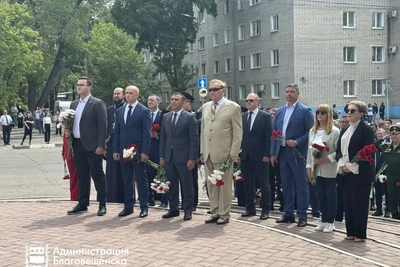 Благовещенцы почтили память основателей города в 170-летие