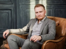 Как Сергей Сафронов стал позором «Битвы экстрасенсов» и вылечился от рака