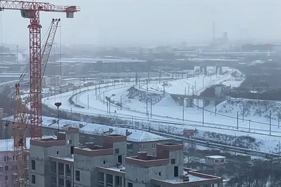 Пробка на Меридиане из-за сломавшейся фуры