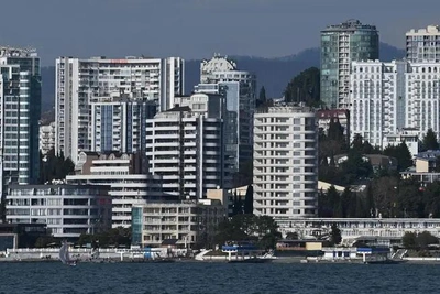 Аэропорт Сочи закрыт из-за взрывов в Мамайке