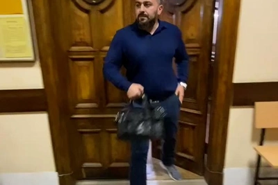 Сентемов дал 100 тысяч за драку и просит оправдания