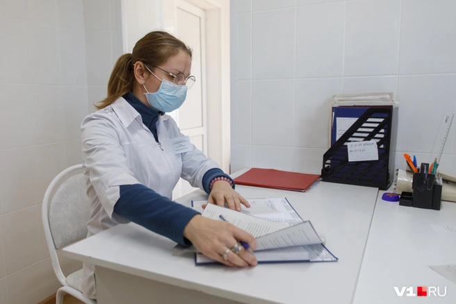 Немногие специалисты остаются в профессии после первых лет работы | Источник: Алексей Волхонский / V1.RU