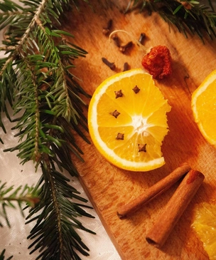 Заряд спокойствия и уверенности: 5 ароматов, которые улучшат эмоциональное состояние