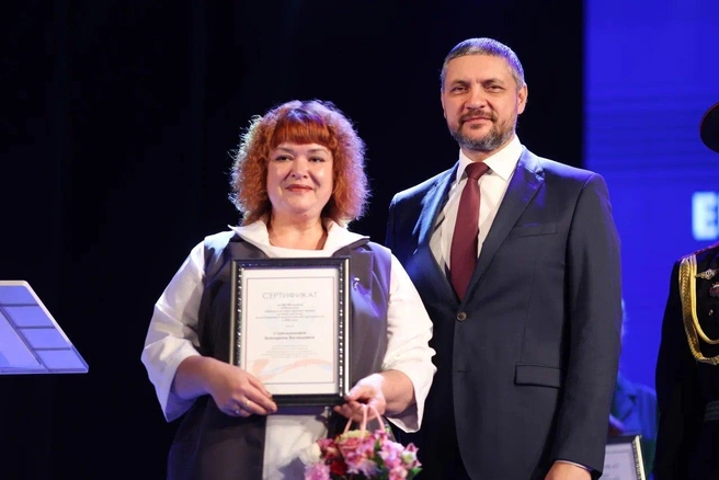 Награды за профессиональные достижения вручили на церемонии закрытия Декады педагогического мастерства | Источник: пресс-служба губернатора Забайкалья 