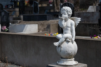 Во Владивостоке откроют комплекс по производству памятников