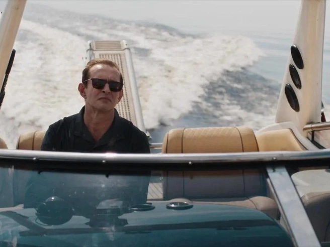 Источник: кадр из фильма «Авиатор» (16+), реж. Егор Кончаловский, «КИНОТВ» и медиагруппа «Красный квадрат», 2025 год